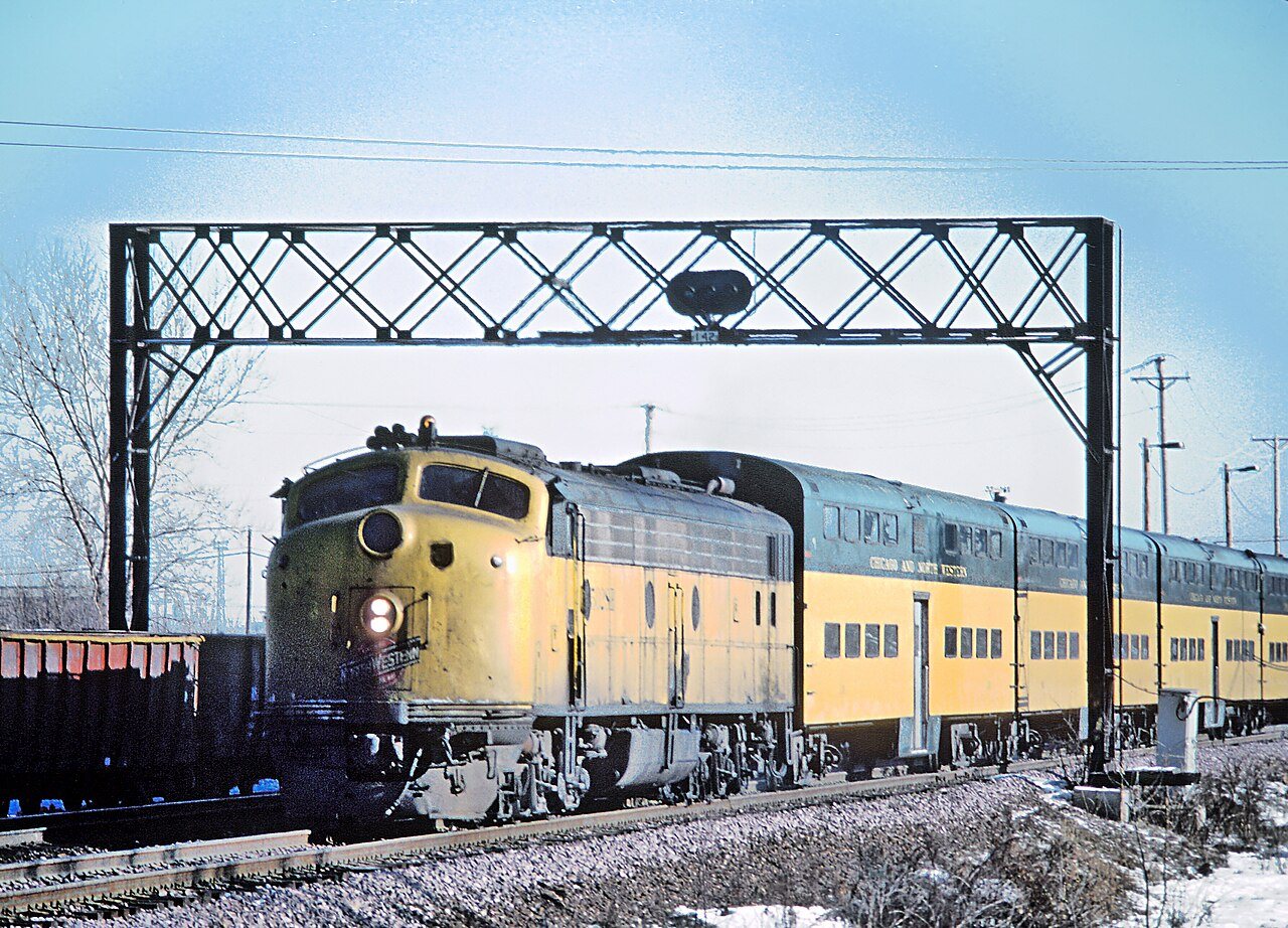 CNW 5028B E8A Berkeley, IL January 1979