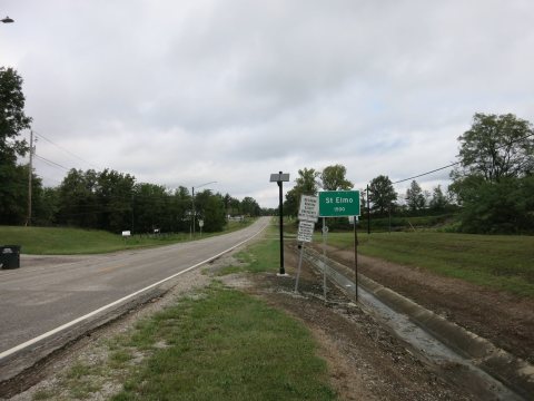 St Elmo Illinois sign