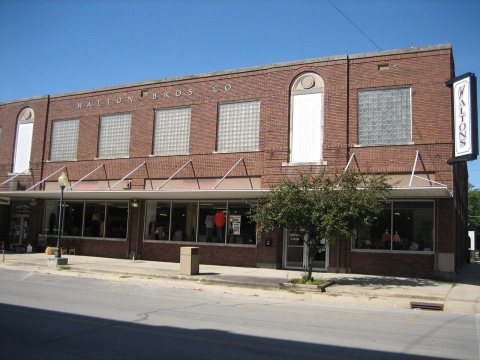 Fairbury, IL Waltons1