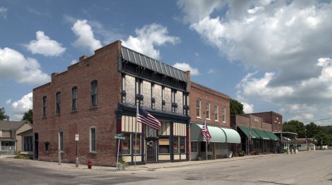 Small town along the path of Route 66