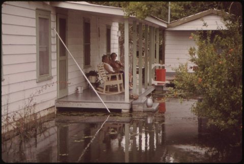 IN THE SPRING OF 1973 THE MISSISSIPPI RIVER REACHED ITS HIGHEST LEVEL IN MORE THAN 150 YEARS. UNPRECEDENTED FLOODING...…