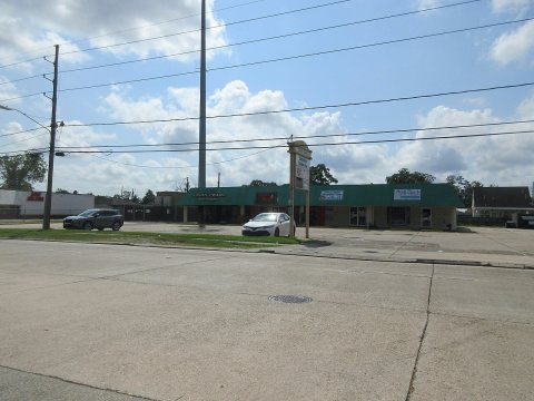 Barataria Blvd, Estelle, Louisiana 24 August 2026 - 13