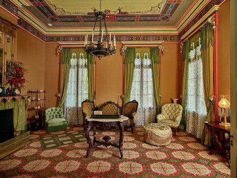 Parlor at San Francisco Plantation house, built in the 1850s on land now (as of 2021) on Marathon Oil Refinery grounds …