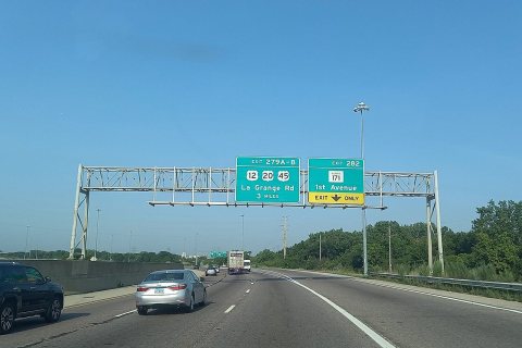 I-55 south at IL 171 exit - Summit, IL - August 2024