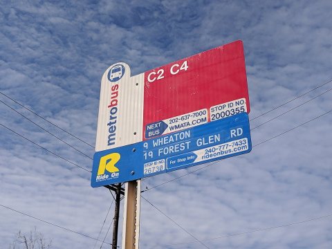 Bus stop on University Boulevard in Four Corners 03