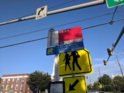 Bus stop on University Boulevard in Four Corners 04