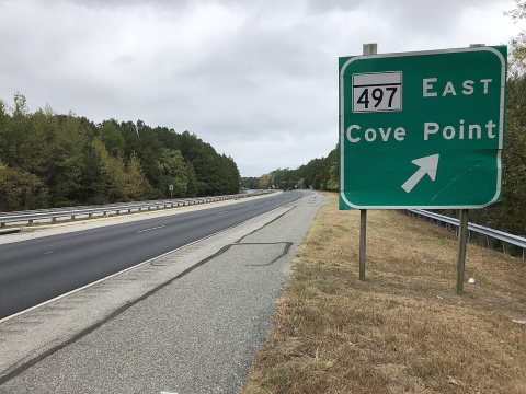2019-10-03 12 29 58 View north along Maryland State Route 2 and Maryland State Route 4 (Solomons Island Road) just sout…