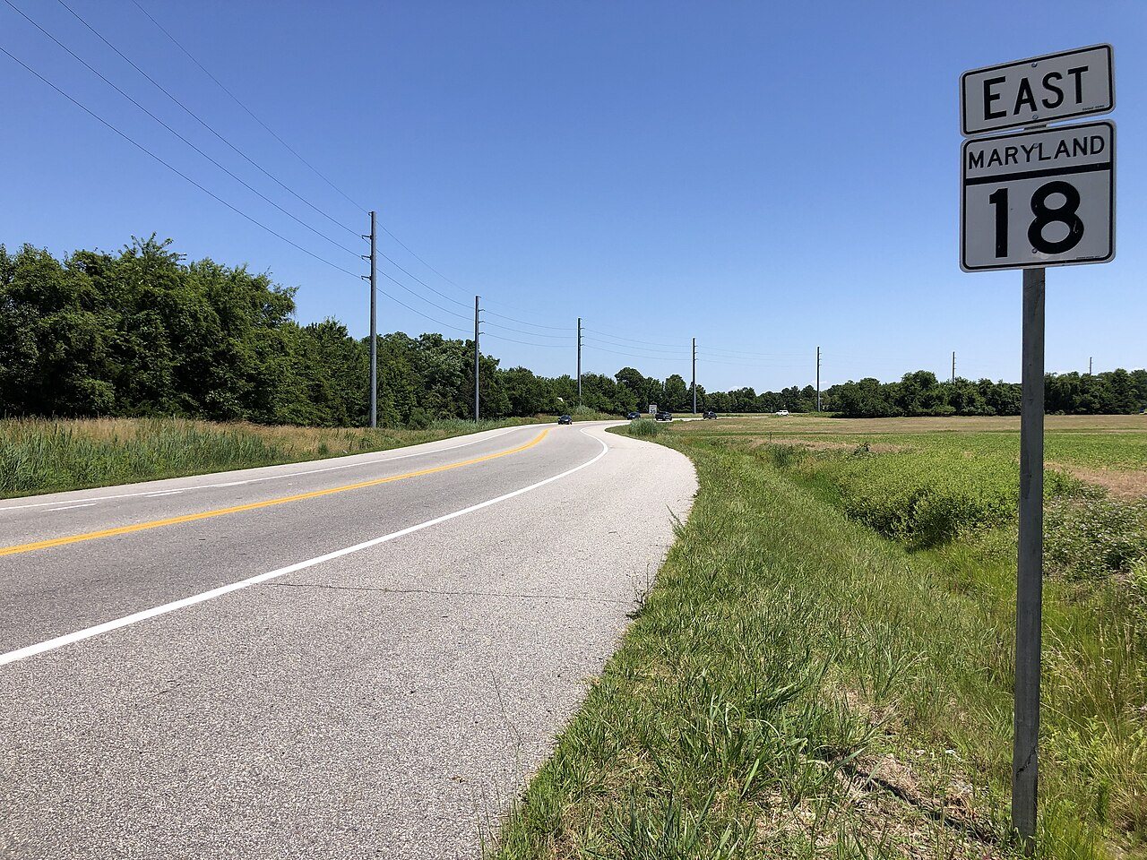 2022-06-29 11 58 00 View east along Maryland State Route 18 (Tanners Lane) at Main Street in Chester, Queen Anne's Coun…