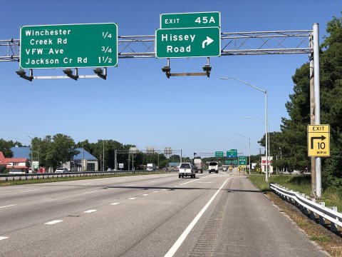 2022-06-29 09 50 33 View west along U.S. Route 50 and south along U.S. Route 301 (Blue Star Memorial Highway) at Exit 4…