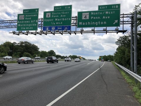 2019-05-27 13 37 52 View south along the inner loop of the Capital Beltway (Interstate 95 and Interstate 495) at Exit 1…