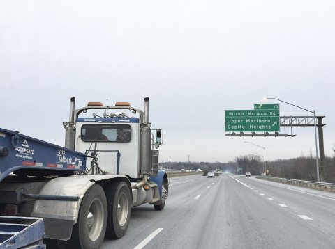 2016-01-22 09 19 25 View north along the outer loop of the Capital Beltway (Interstate 95 and Interstate 495) at Exit 1…