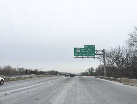 2016-01-22 09 17 09 View north along the outer loop of the Capital Beltway (Interstate 95 and Interstate 495) at Exit 1…