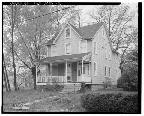 19 Winters Lane (House), 19 Winters Lane