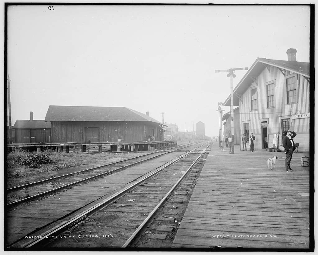 Station at Chenoa, Ill's