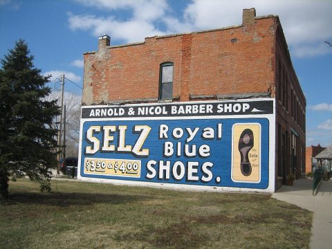 Chenoa Il downtown3