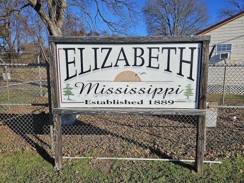Elizabeth Welcome Sign