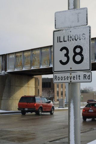 US12eUS20eUS45sRoadside-JctIL38signSnow