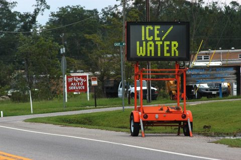 FEMA - 13844 - Photograph by Mark Wolfe taken on 07-12-2005 in Alabama