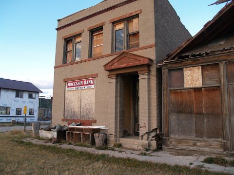 Moccasin, Montana