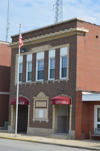 Carlyle city hall