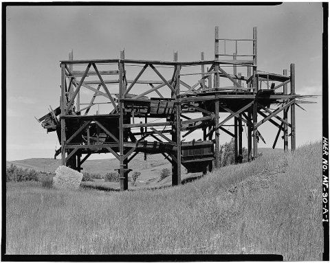 Giffen Mine, Tipple, 3 miles Southwest of Stockett (Sec. 14,22,23; T18N R4E)