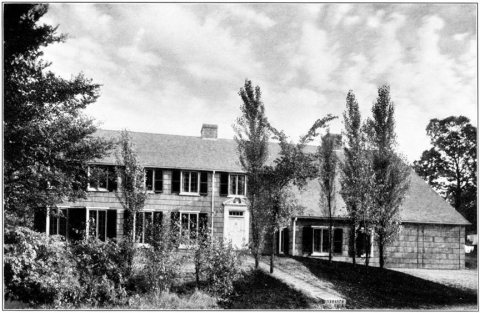 92 Dell Place