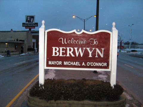 Welcome To Berwyn Sign