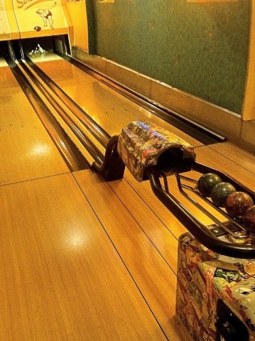 Bowling at Silverton Lodge