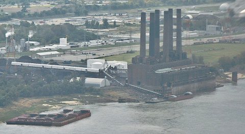 Sauget, IL Coal Power Plant - panoramio (edited)