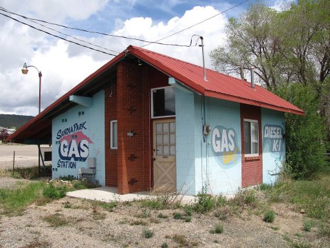Sandia Park Gas Station, San Antonito NM-2010