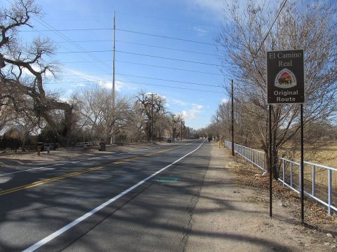 Isleta Boulevard southbound
