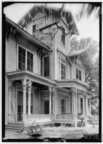 CLOSE UP OF FRONT, FACES WEST - Walton-Bruce House, State Highway 25, Dayton, Marengo County, AL HABS ALA,46-DAYT,3-4