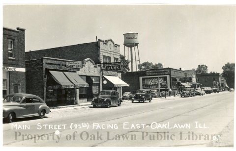 Postcard of the Oak Lawn Business District circa 1947