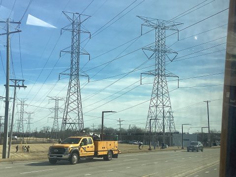 Power lines chicago area 2