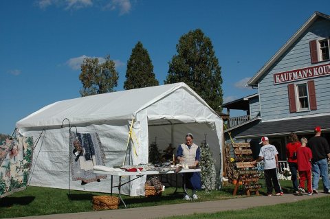 Amish Country Byway - Enjoying the Farmers' Market in