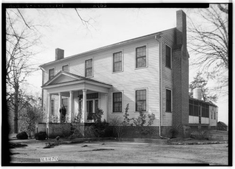 FRONT AND SIDE VIEW N.E. - Freeman-Caver-Christian House, Upper Friendship Road, Oxford, Calhoun County, AL HABS ALA,8-…