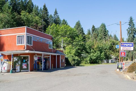 Holley Market