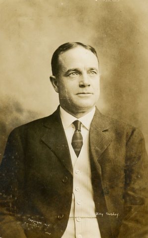 Billy Sunday, Portrait - DPLA - d476f135e07f1f84ccdeb5ecaff8ac6e (page 1)