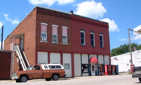 Clarks Hill storefronts