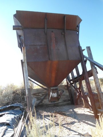 J.B. Mine Ore Shoot - panoramio (1)