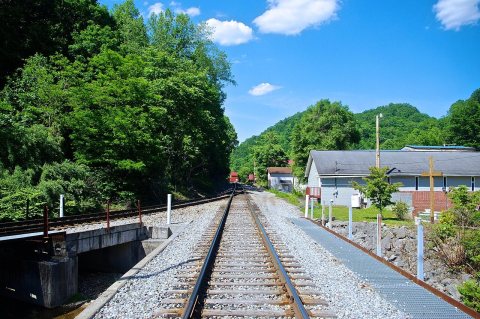 St-Charles-RR-tracks