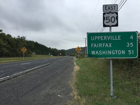 2016-09-28 14 37 24 View east along U.S. Route 50 (John Mosby Highway) at U.S. Route 17 (Winchester Road) in