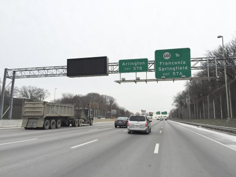 2016-01-22 08 48 31 View south along the outer loop of the Capital Beltway (Interstate 495) about 1-2 mile north of Exi…