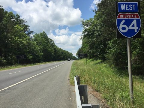 2016-06-03 13 22 05 View west along Interstate 64 just west of Exit 129 in