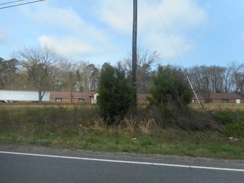 Abandoned Motel on US 301; Templeteon, Virginia-1