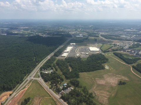 2016-07-31 14 54 22 View southwest along Virginia State Secondary Route 606 (Loudoun County Parkway) through Arcola and…