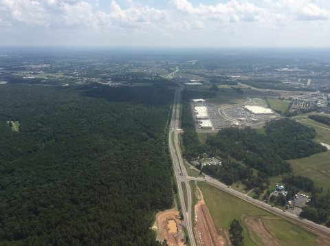 2016-07-31 14 54 19 View southwest along Virginia State Secondary Route 606 (Loudoun County Parkway) through Arcola and…