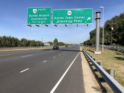2019-09-20 09 56 32 View west along Virginia State Route 7 (Harry Byrd Highway) at the exit for Virginia State Route 15…