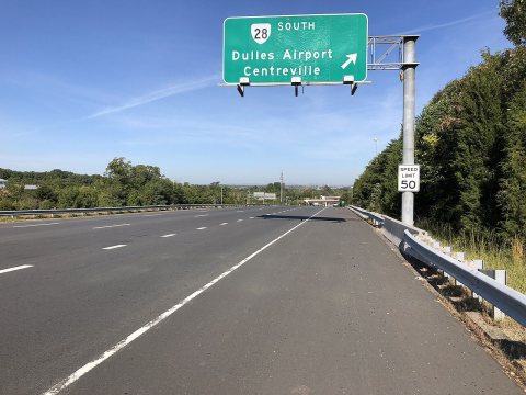 2019-09-20 09 58 06 View west along Virginia State Route 7 (Harry Byrd Highway) at the exit for Virginia State Route 28…