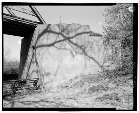 VIEW EAST OF SOUTH ABUTMENT - Carpenter's Ford Bridge, State Route 775, over Middle River
